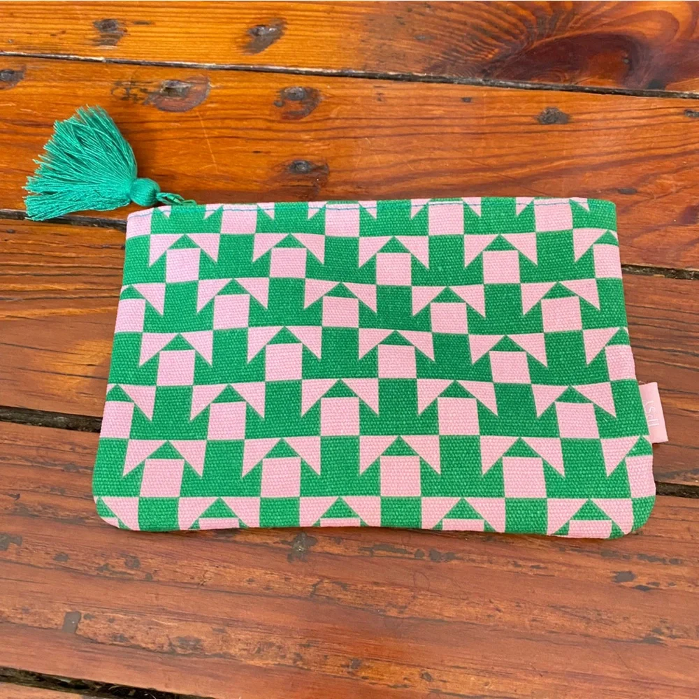 🧩 4/$20 Pink & Green Geometric Cosmetic Bag